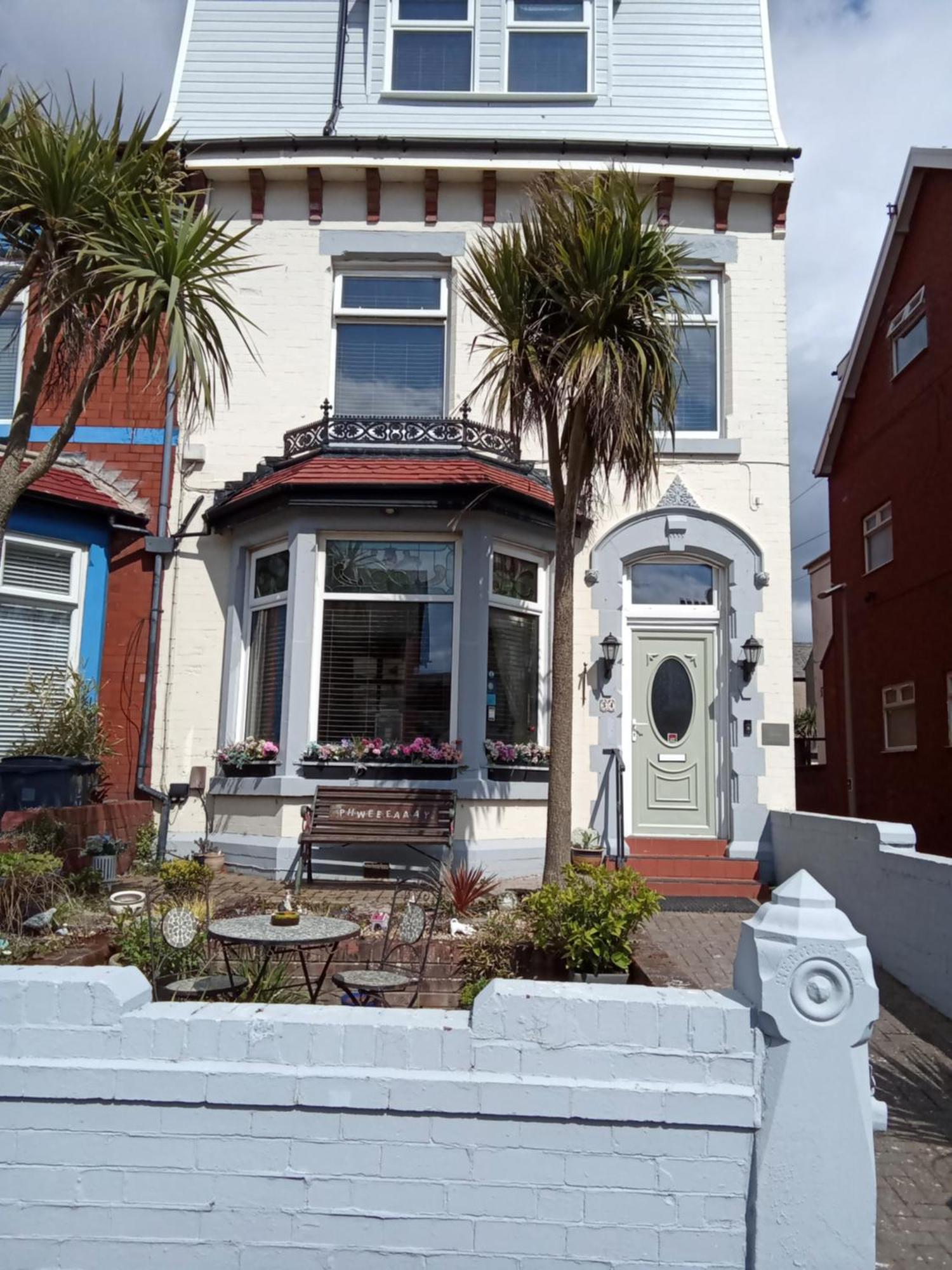Heather Lea Guest Blackpool
