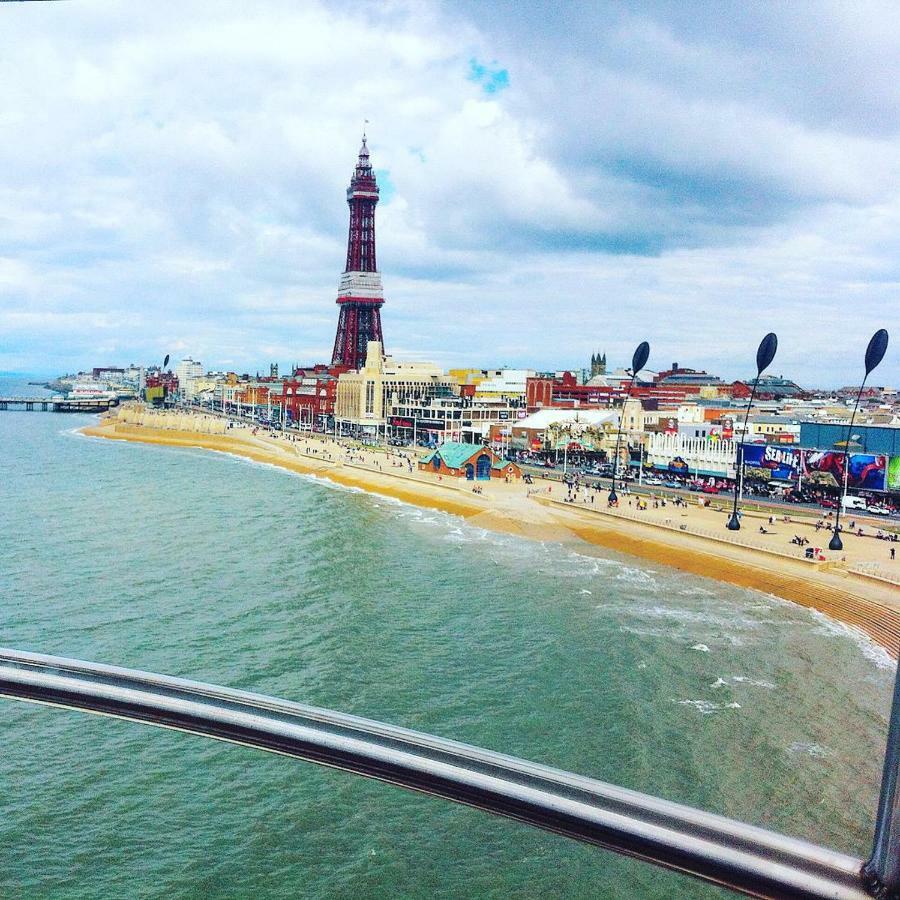 Heather Lea Guest * Blackpool